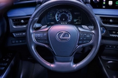 2020-lexus-ux-300e-07